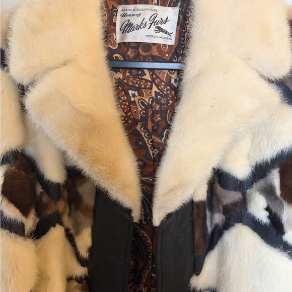 Luxurious Fur Patchwork Coat - Picture 3 of 11